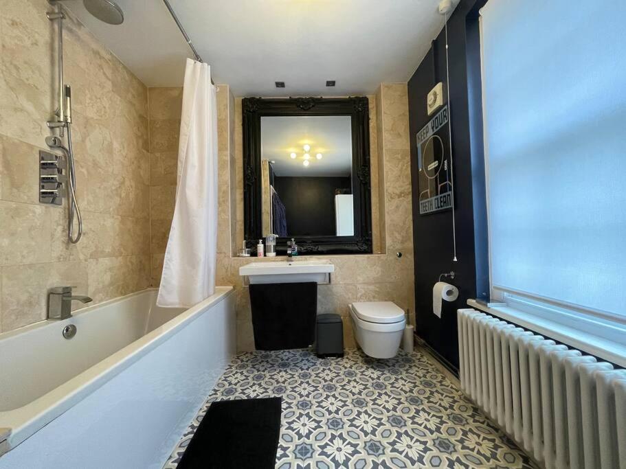 Gorgeous 2 Bedroom Apartment Edge Of Cabot Circus Bristol Luaran gambar